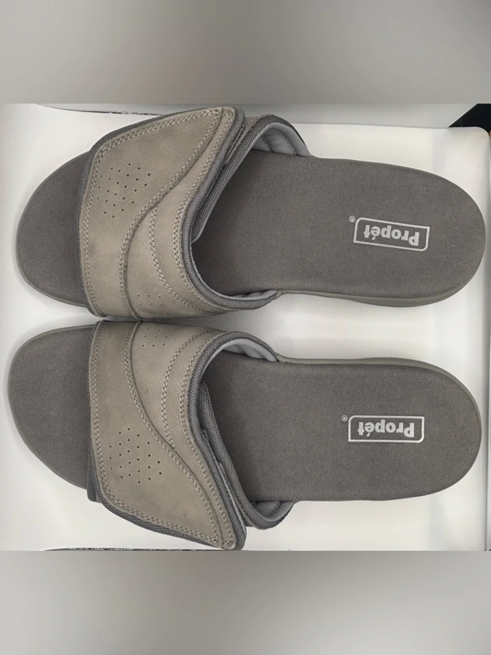 Propet sandal features