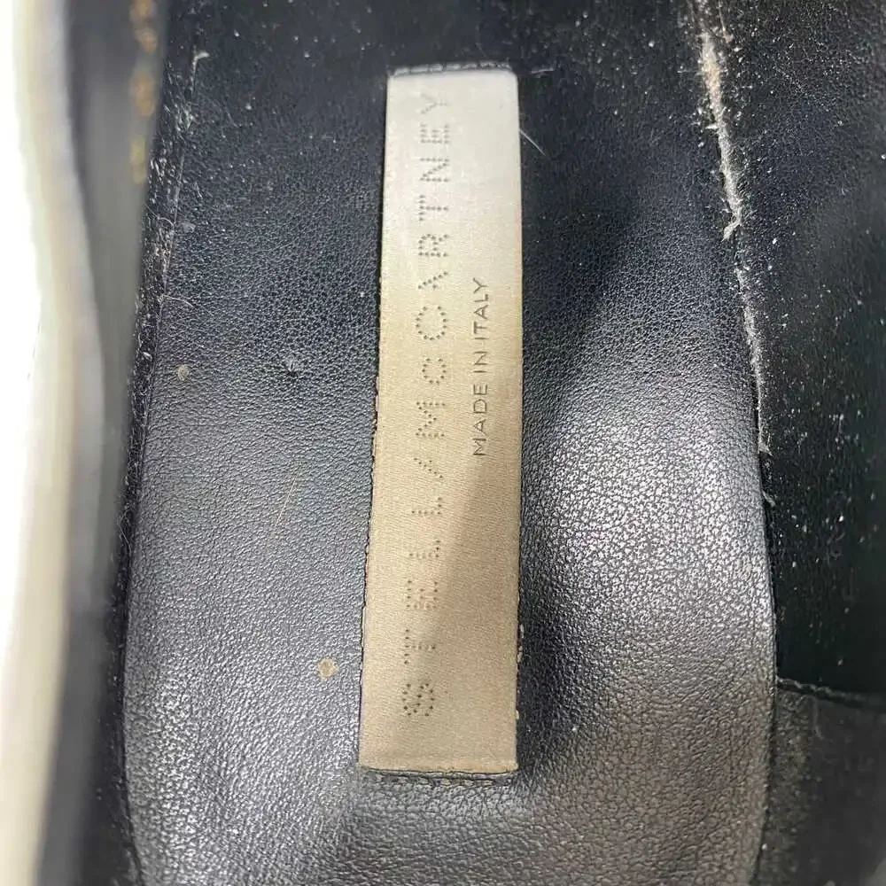 Stella McCartney step into