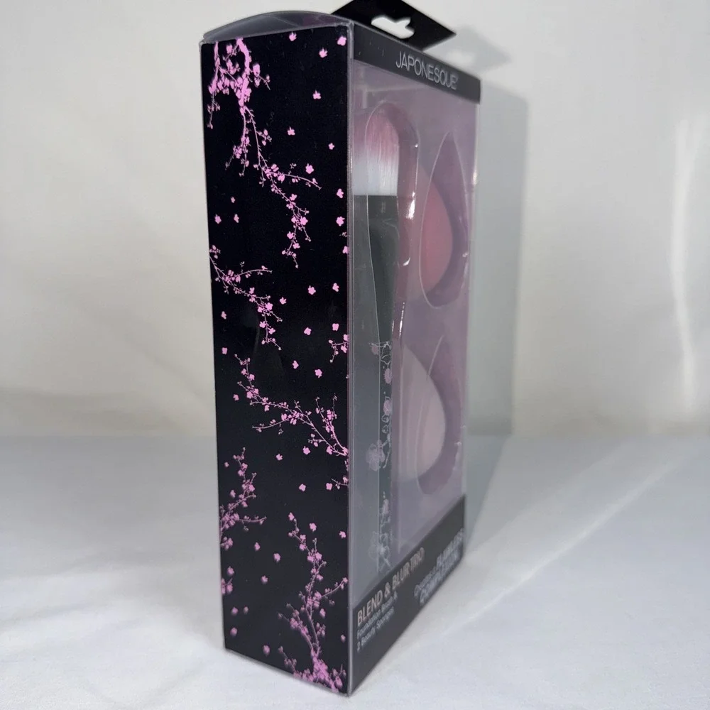 Japonesque makeup tool