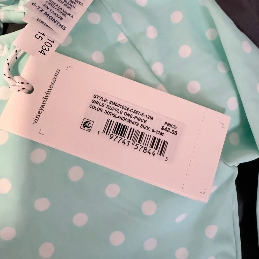 Vineyard Vines nwt baby