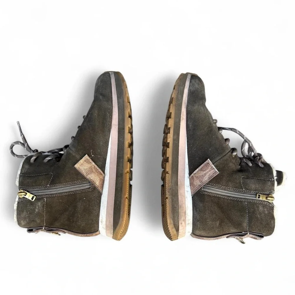 Coach pre owned