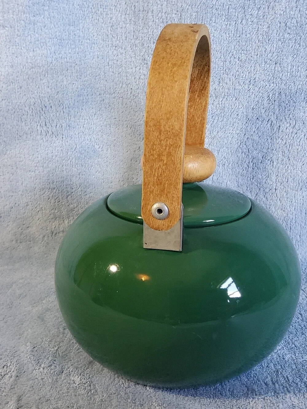unbranded i enamelware spout green