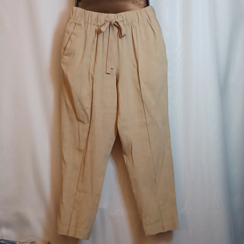 Babaton women linen