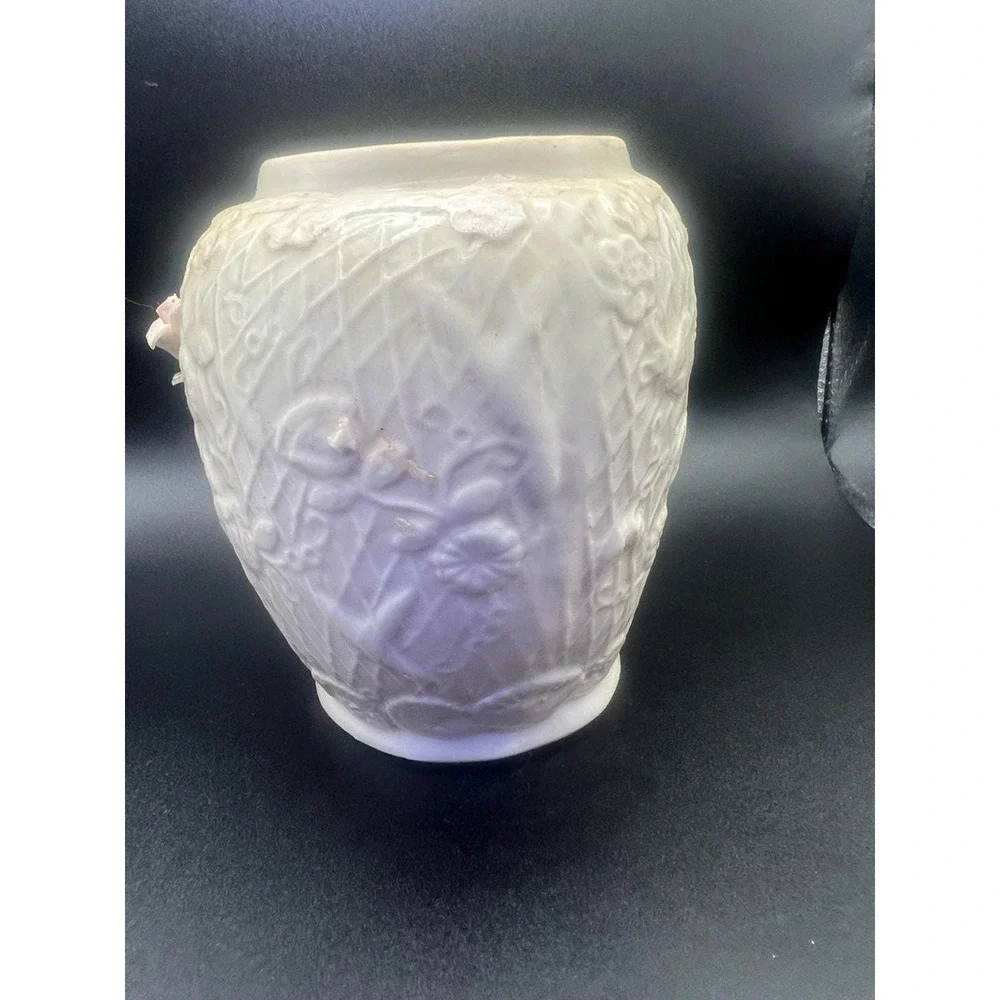 The Unbranded Brand vase pre porcelain