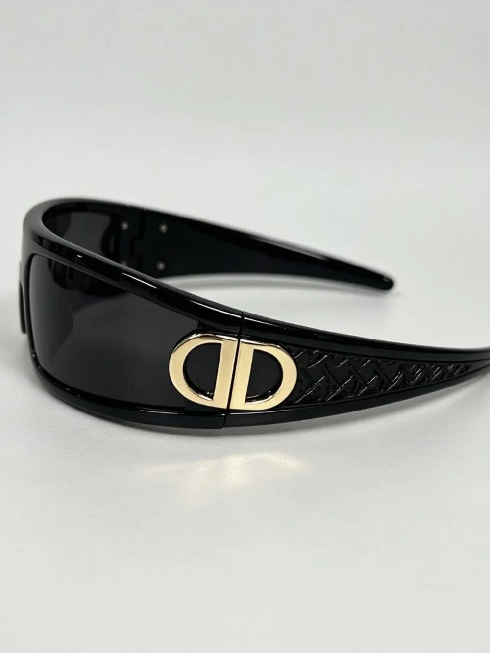 Y2K Wrap Around Headband Sunglasses Unisex Black PC Shades Gold CD Logo Buckle