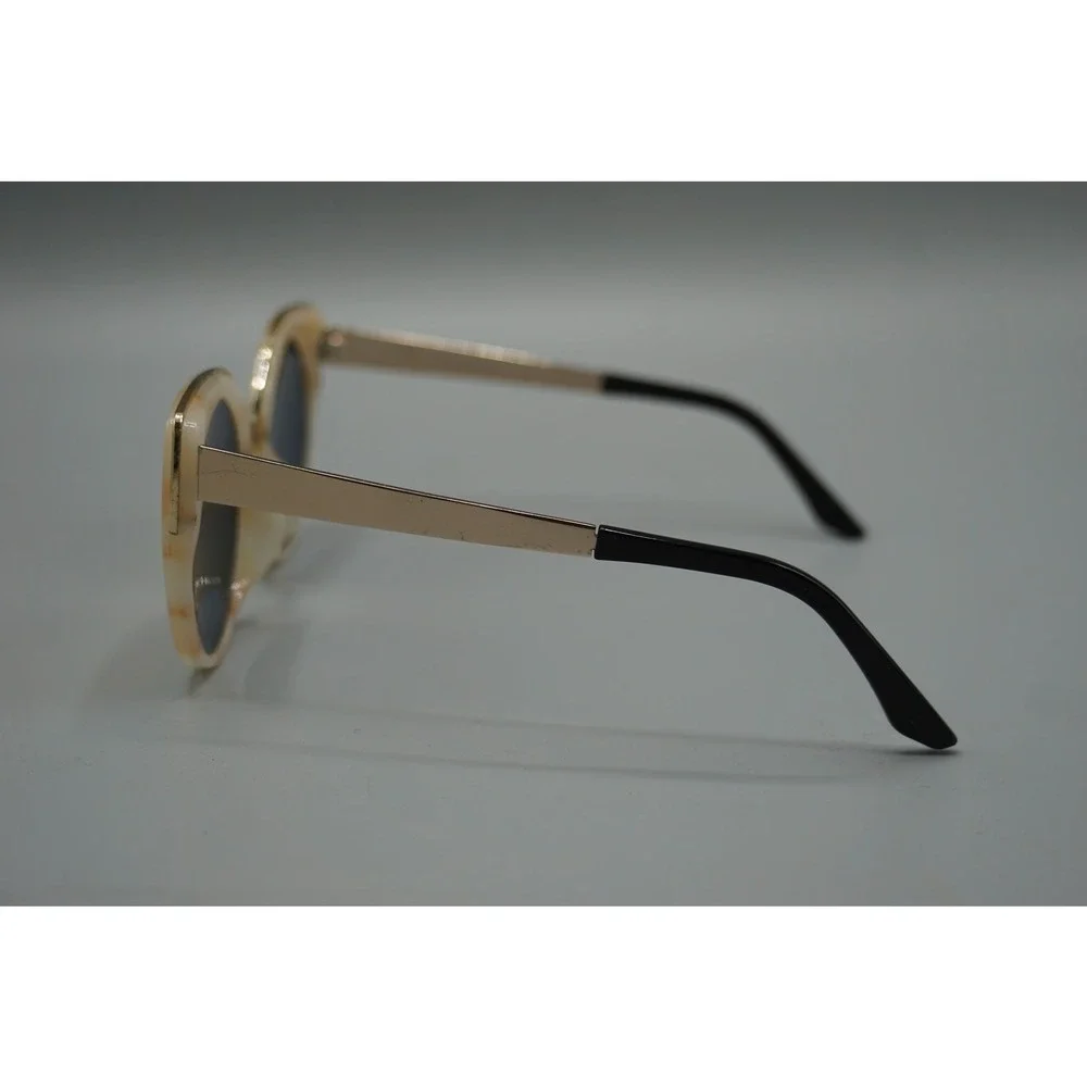 Quay Australia Last Dance Cat Eye Sunglasses Cream Gold‎ Mirror Lens