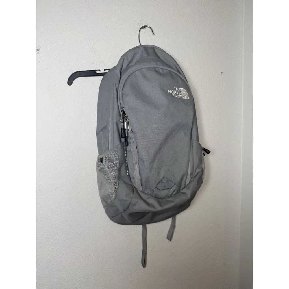 The North Face Connector Flex Vent Gray  Backpack‎ Hiking School Commute Travel