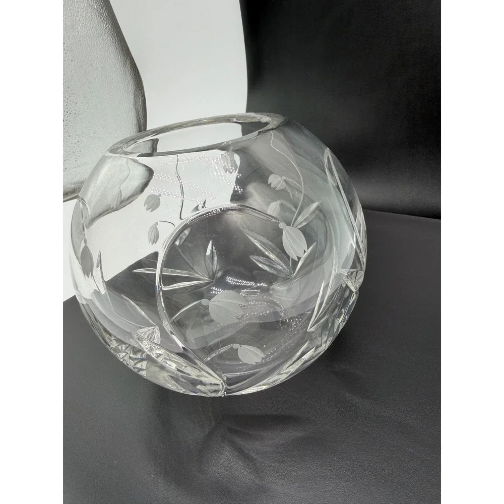 Tiffany & Co Crystal‎ Rose Bowl Vase Snowdrop Etched Floral Glass Round 5 Inch