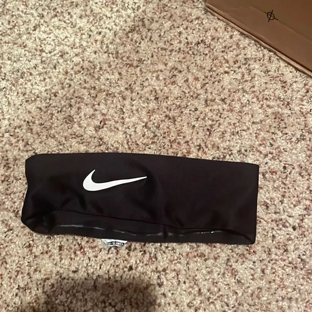 NIKE kids black headband