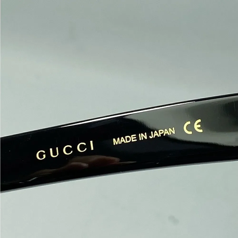 Gucci never worn
