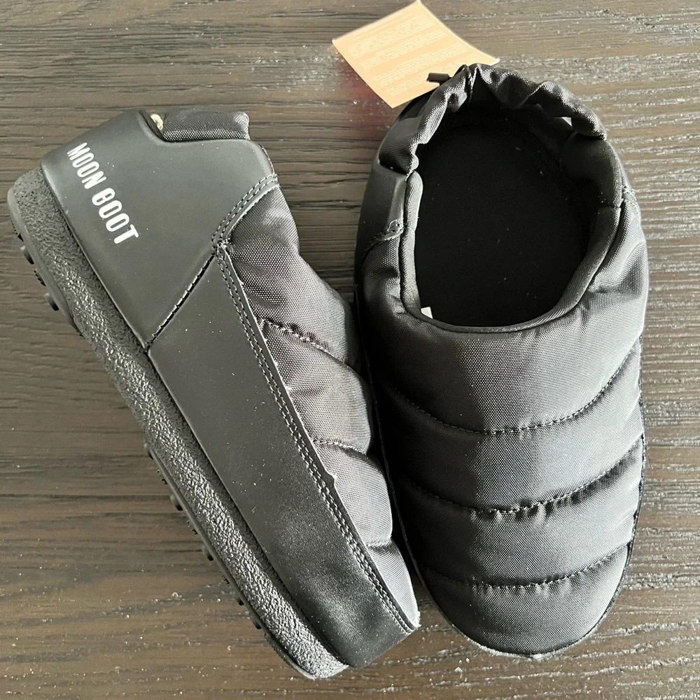 Moon Boot new tags