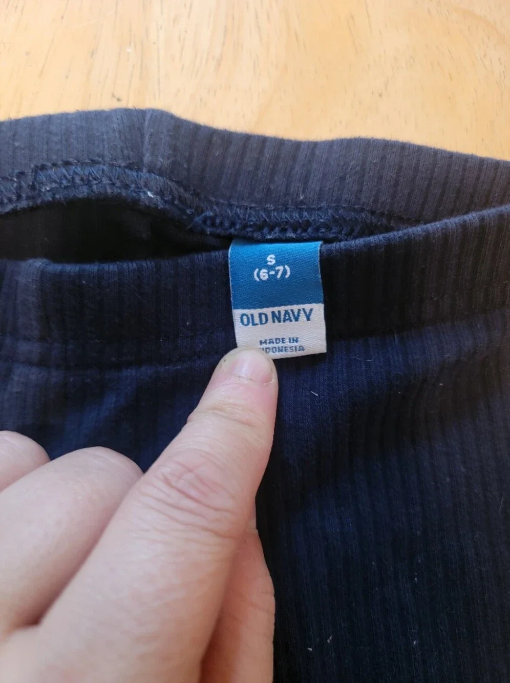 Old Navy smoke 38% fabric