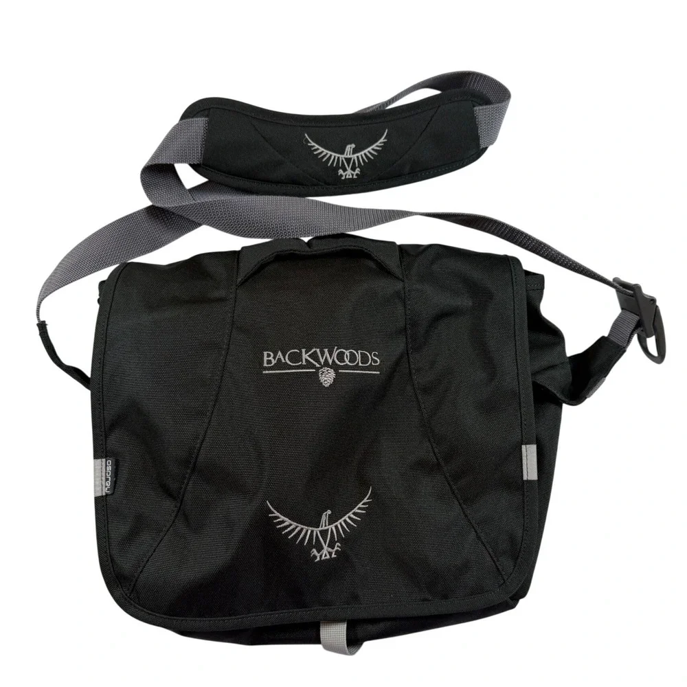 Osprey Backwoods Flap Messenger Bag Black Crossbody Shoulder Bag Strap Logo