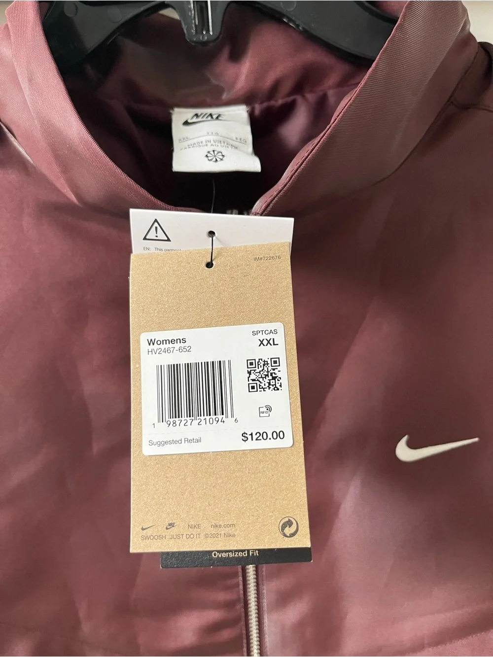 Nike pockets nwt repellent