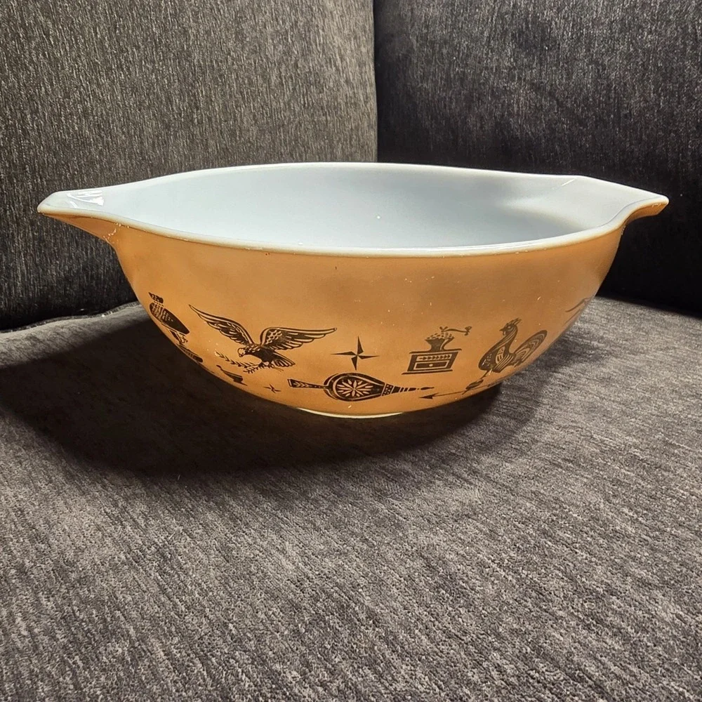 Pyrex vintage cinderella