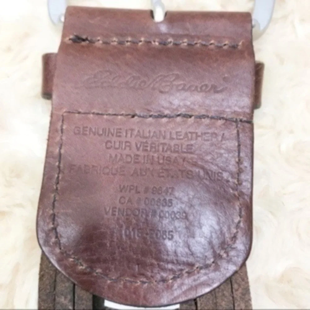 Eddie Bauer women’s genuine leather belt Size L