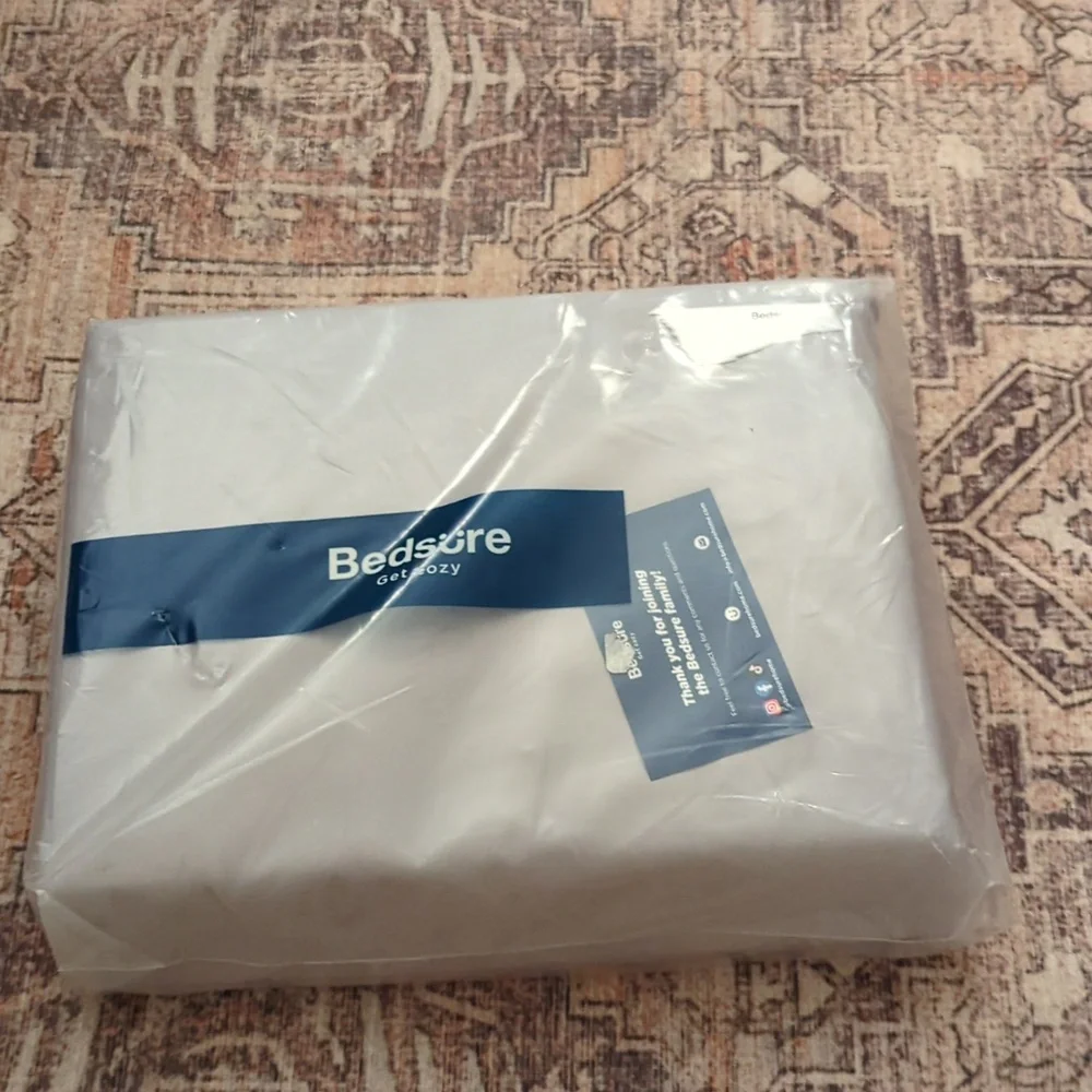 Bedsure sleepers tags without