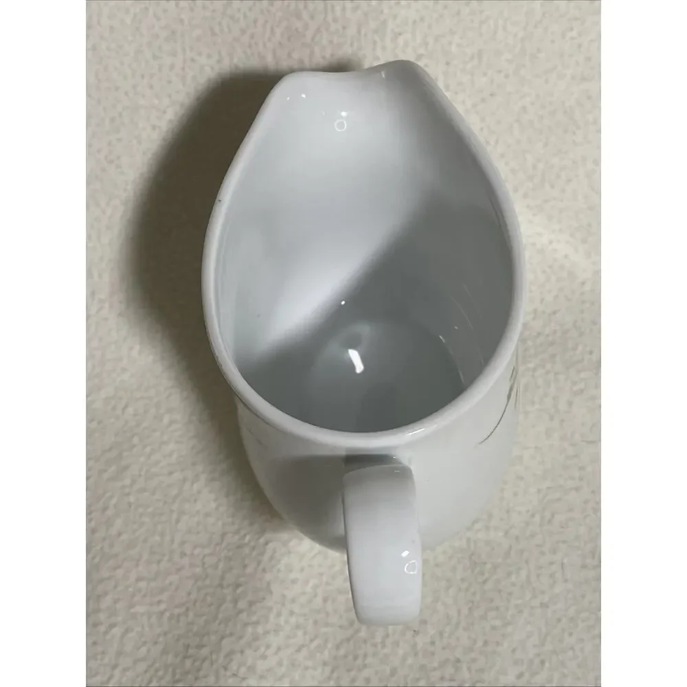 Beautiful Corning Blue Dusk Flower Designed Handled Gravy Boat
