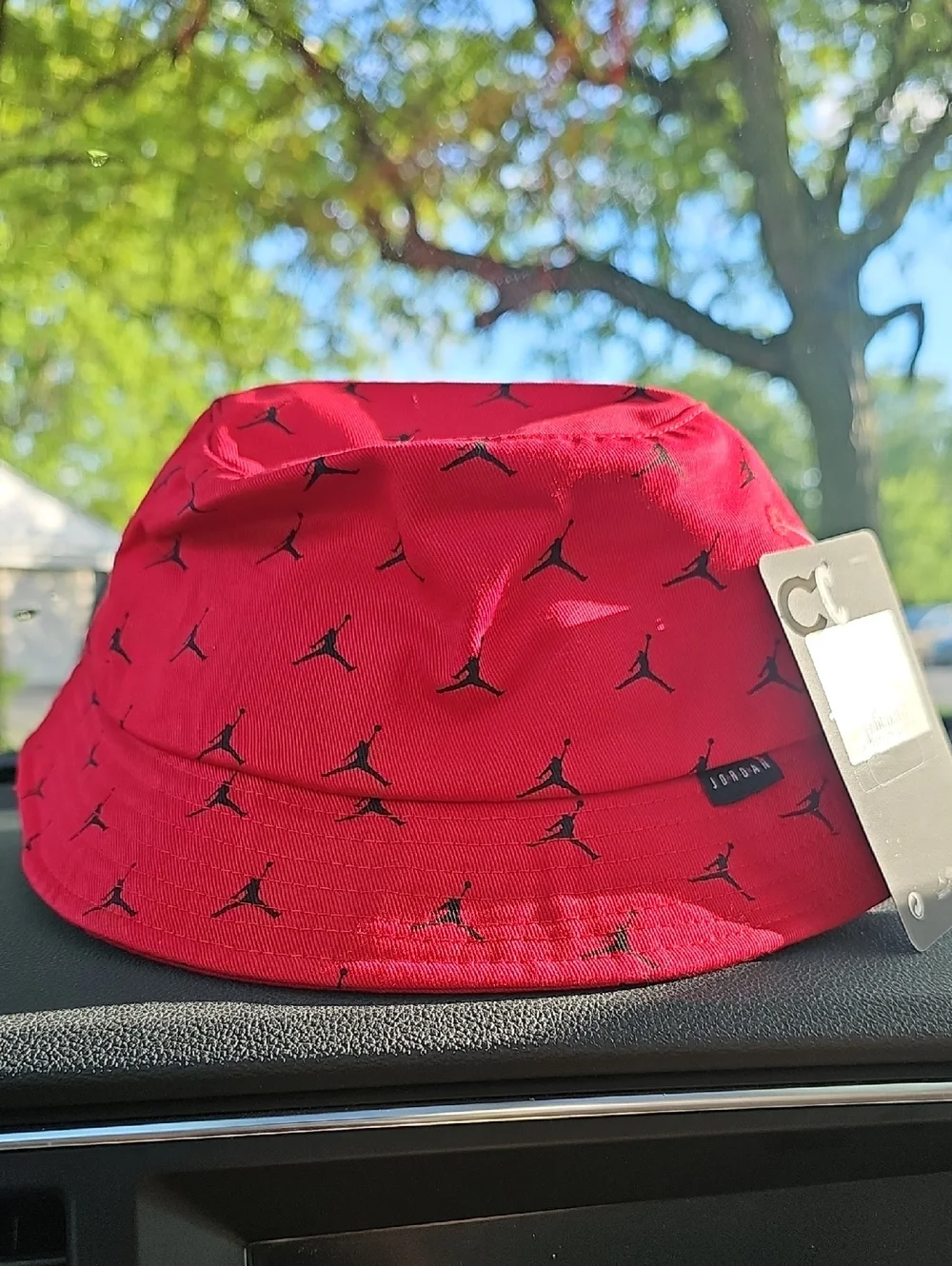 Jordan black bucket
