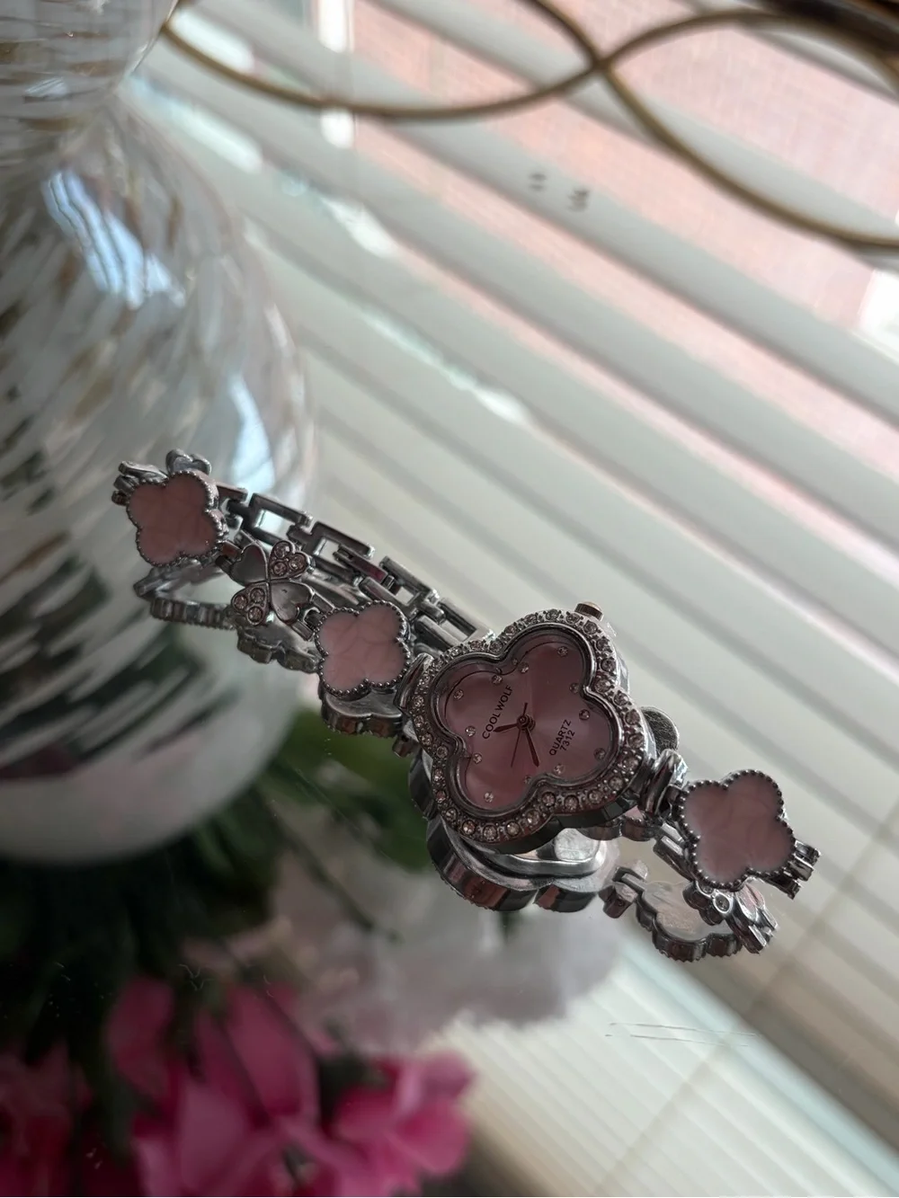 Pink flower Bracelet Watch