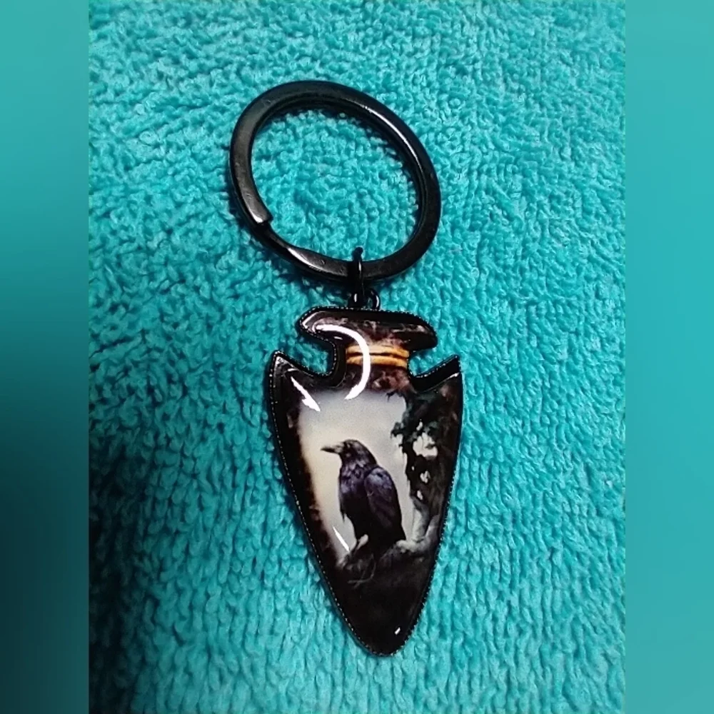 N/A black keychain
