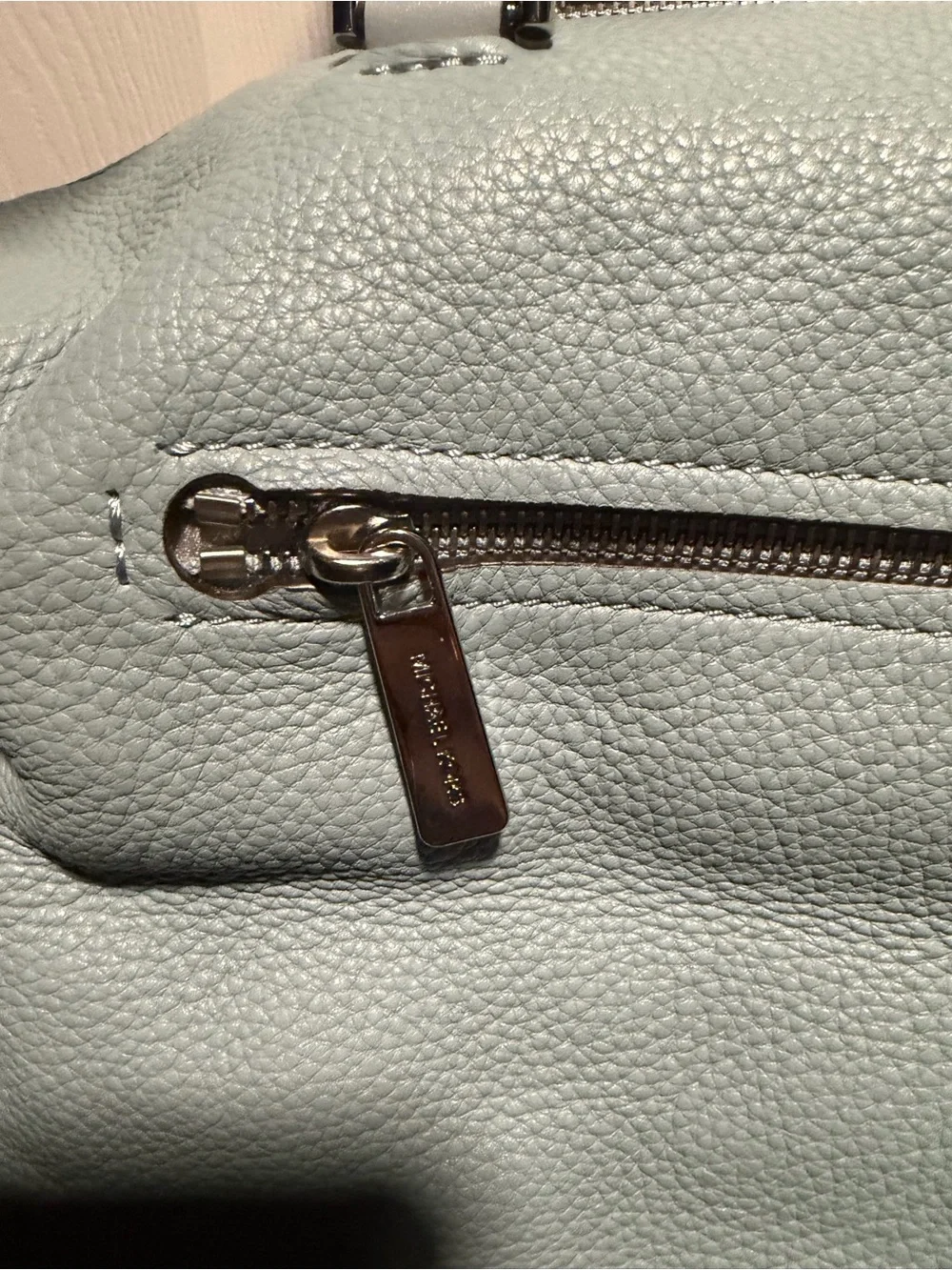 MICHAEL Michael Kors stylish light