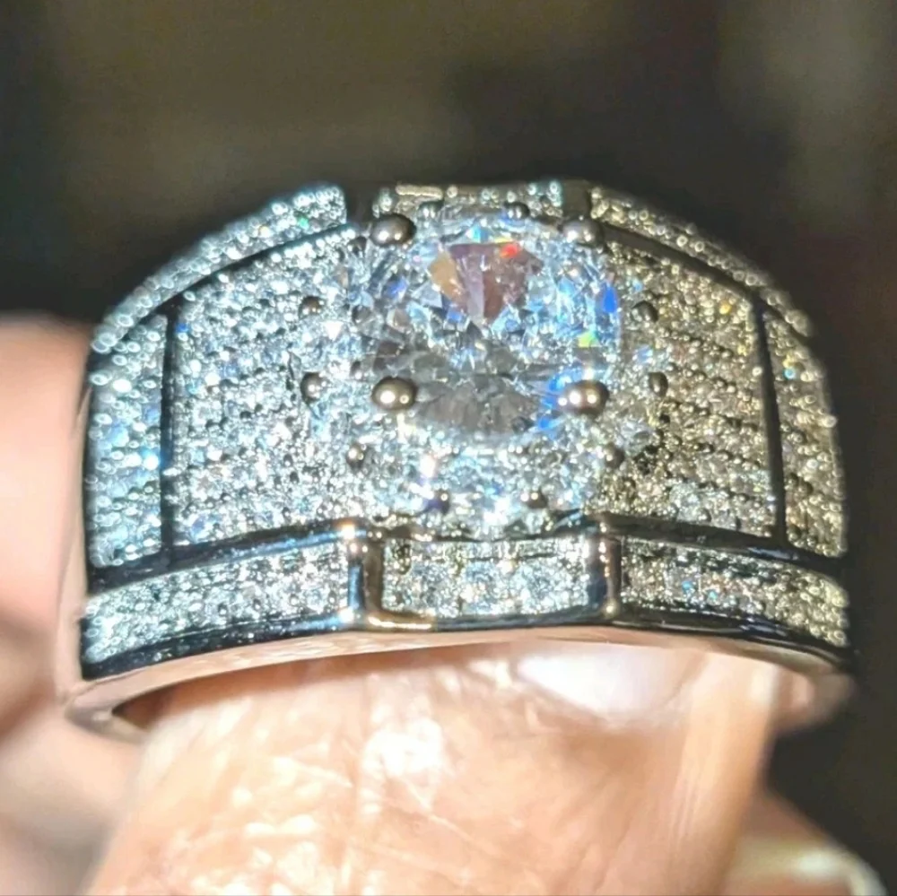 Boutique dazzling blinged