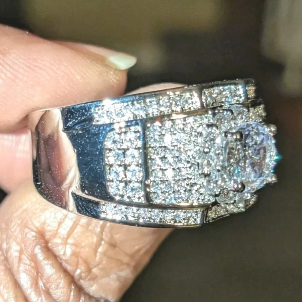 Boutique dazzling blinged