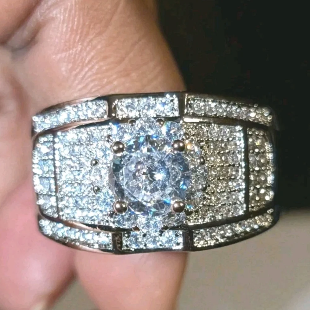 Boutique dazzling blinged