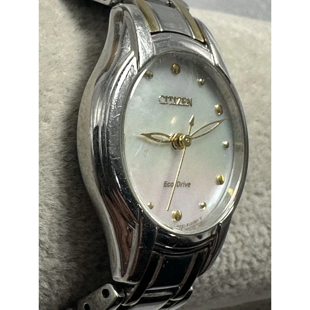 Citizen small eye