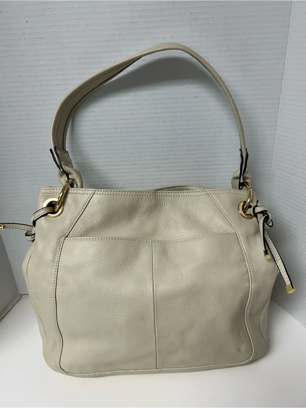 VTG Y2K Perlina Cream Soft Leather Slouchy Hobo Bag Minimalist Classic Gold