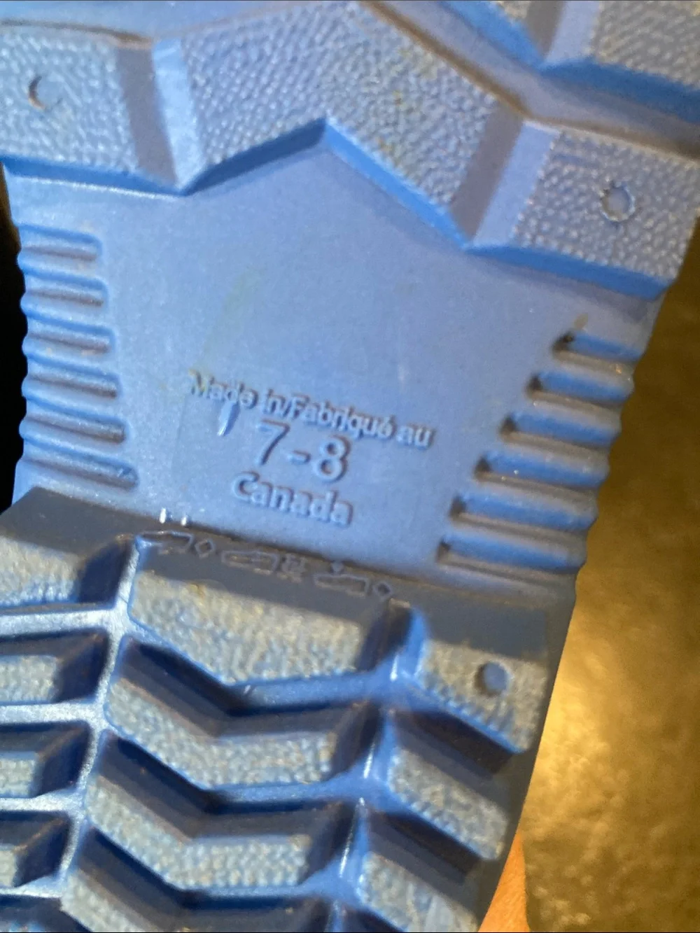Boys blue rain water boots size 7-8