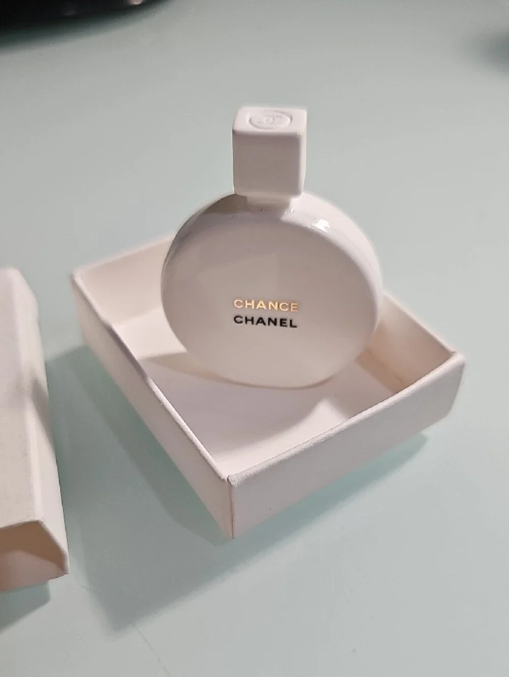 CHANEL chance ceramic