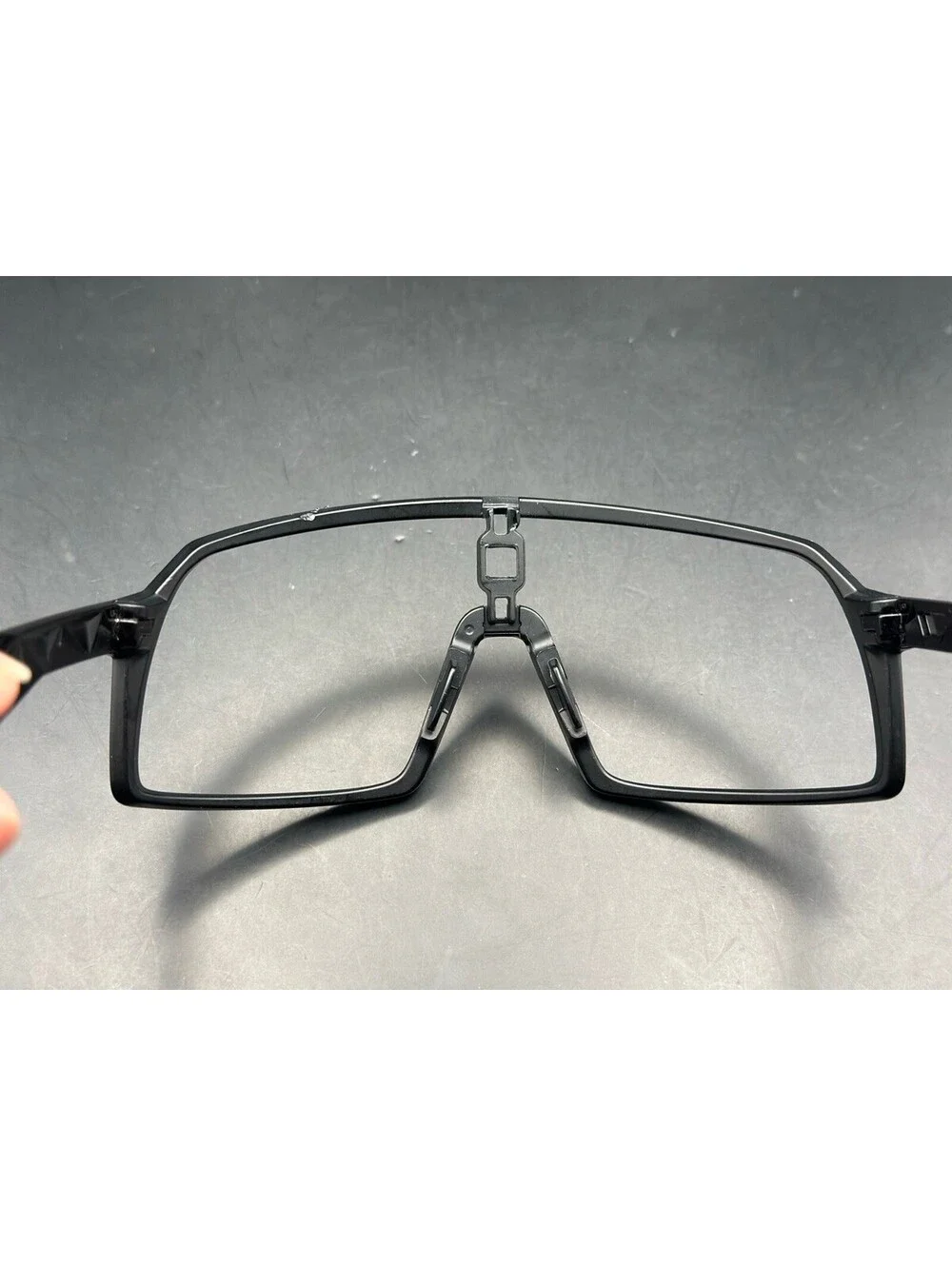 Oakley pre owned
