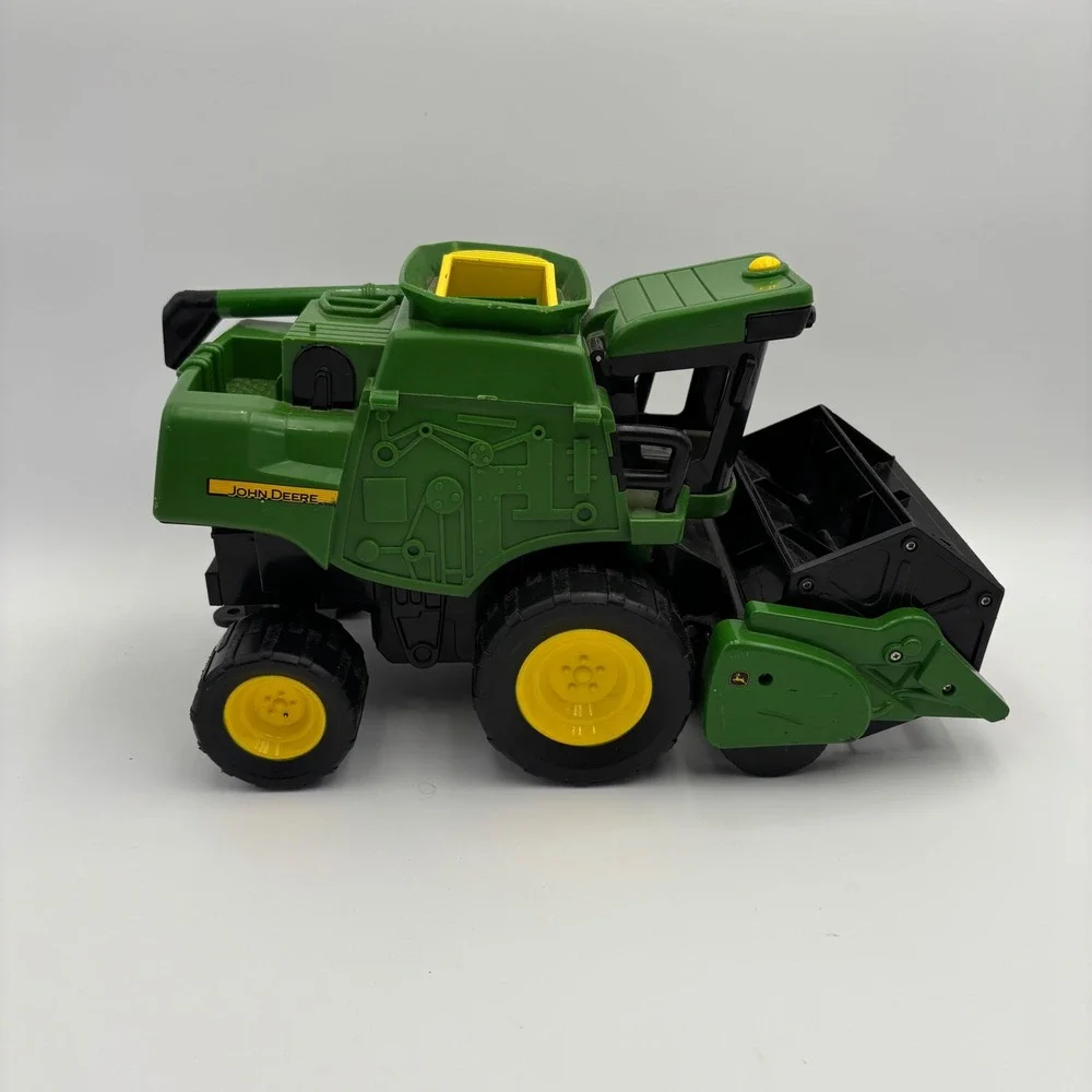 John Deere Combine Harvester Kids One Size‎ Green Good Missing Side Panels