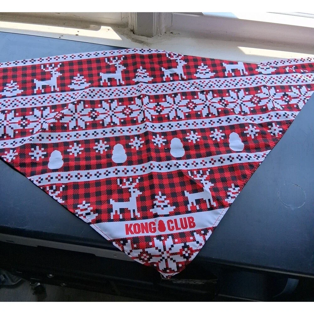 Christmas Winter Reindeer Kong Club Bandana for Dogs XL NWT Collectors Release