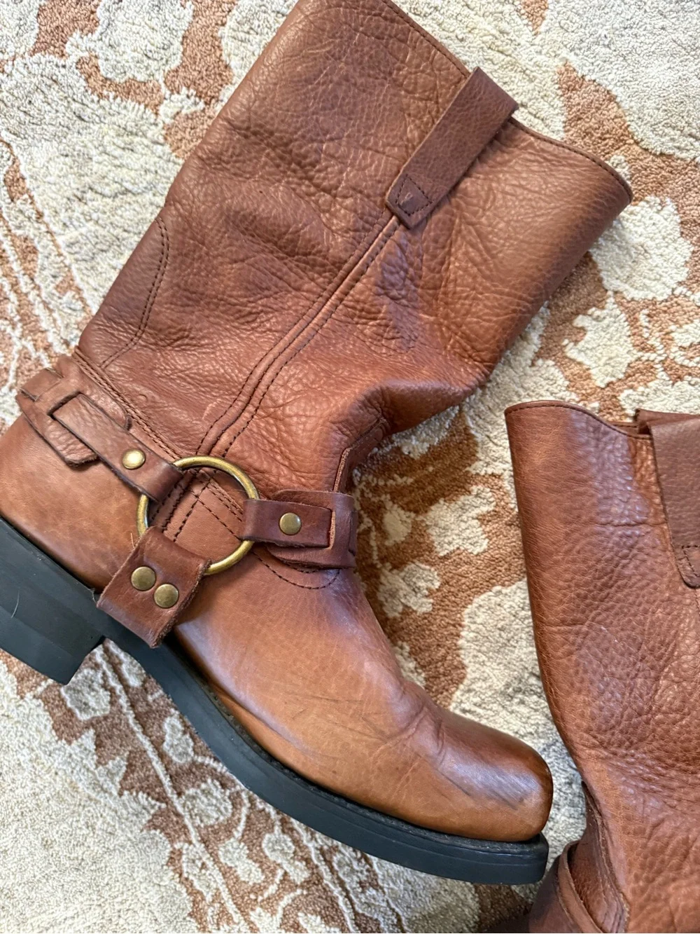 Frye so beautiful