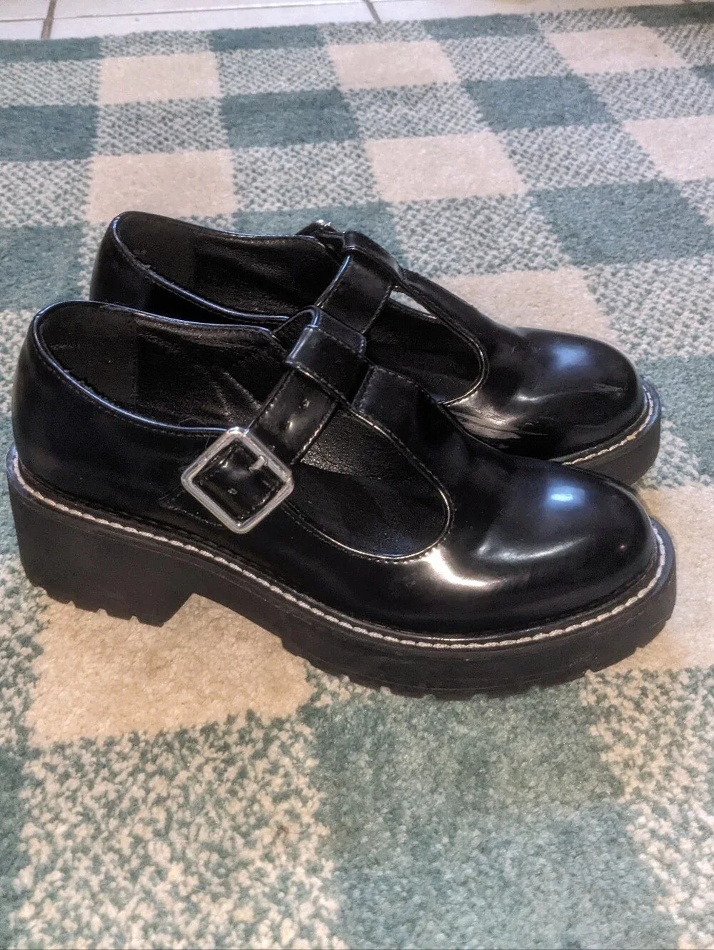 Madden Girl Chunky T Strap Black Patent Faux Leather Mary Janes Size 6