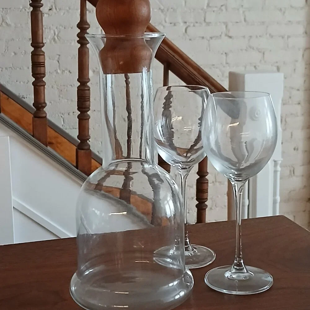 N/A glass carafe