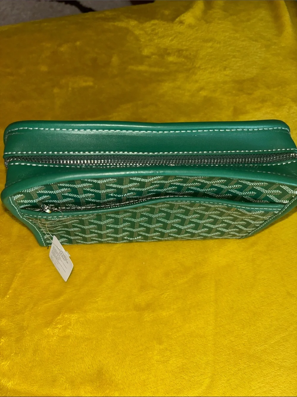 N/A stylish green