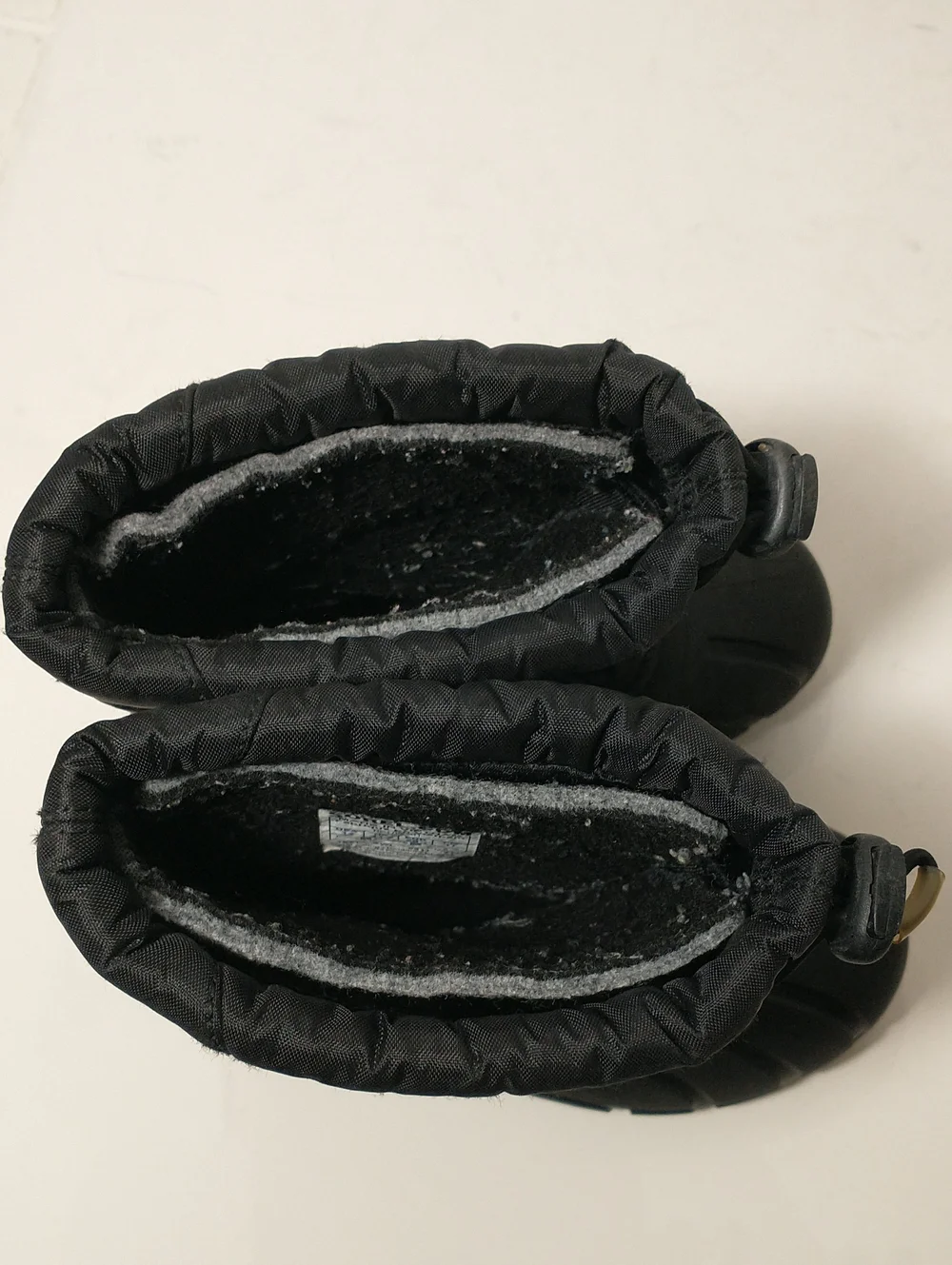 Sorel drawstring featuring