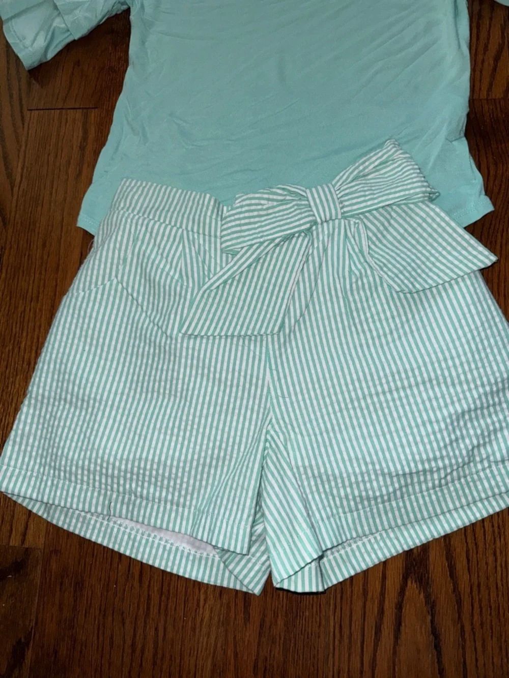 Counting Daisies girls top