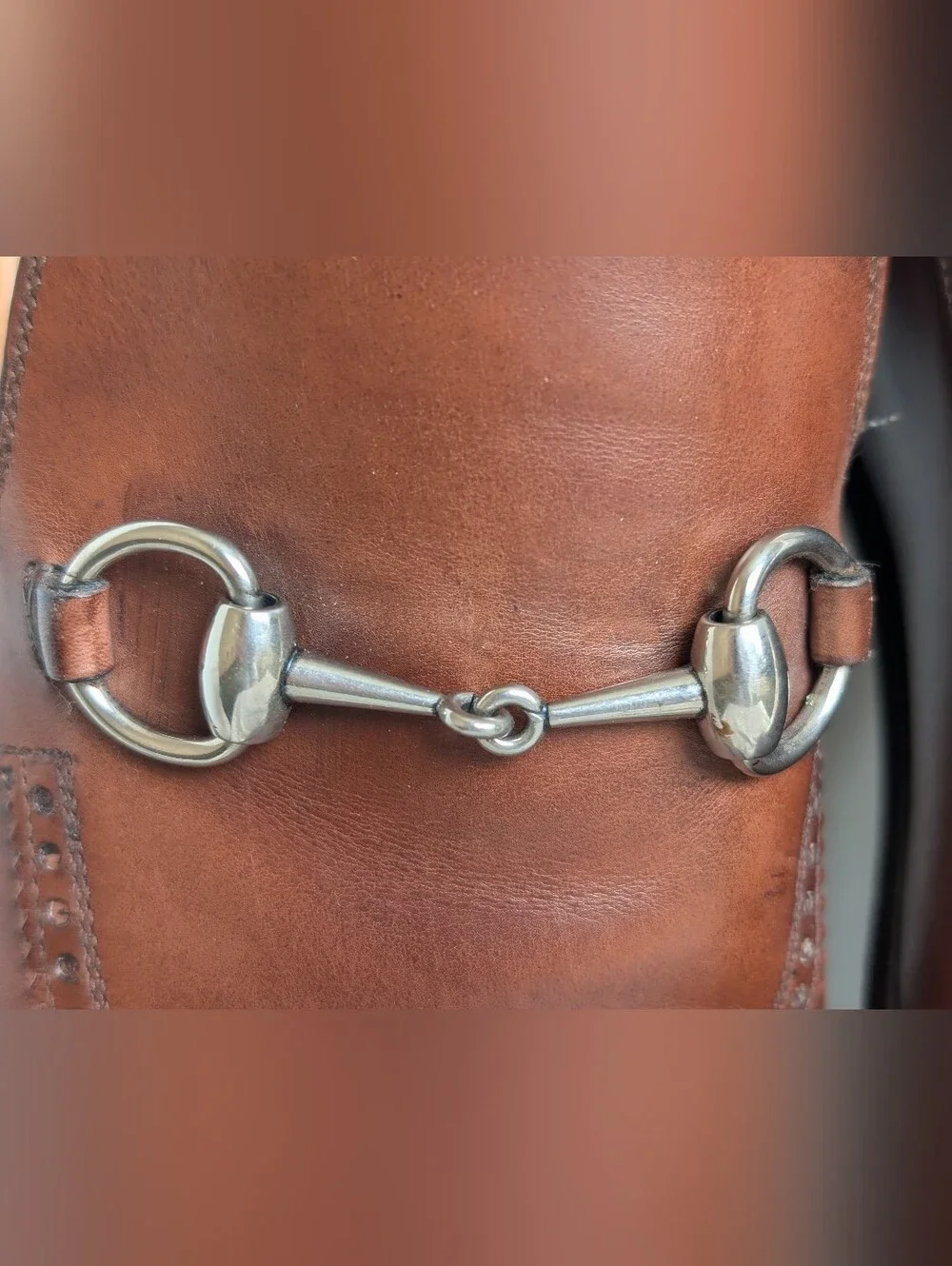 Gucci classic brown
