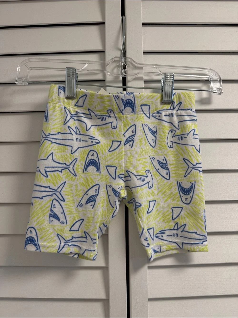 NWT Cat & Jack Boys Shark Pajama Set Size 4 Short Sleeve Shirt Shorts Sleepwear