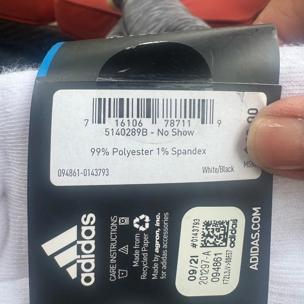 NWT❇️Adidas❇️Men's Cushioned Socks - White