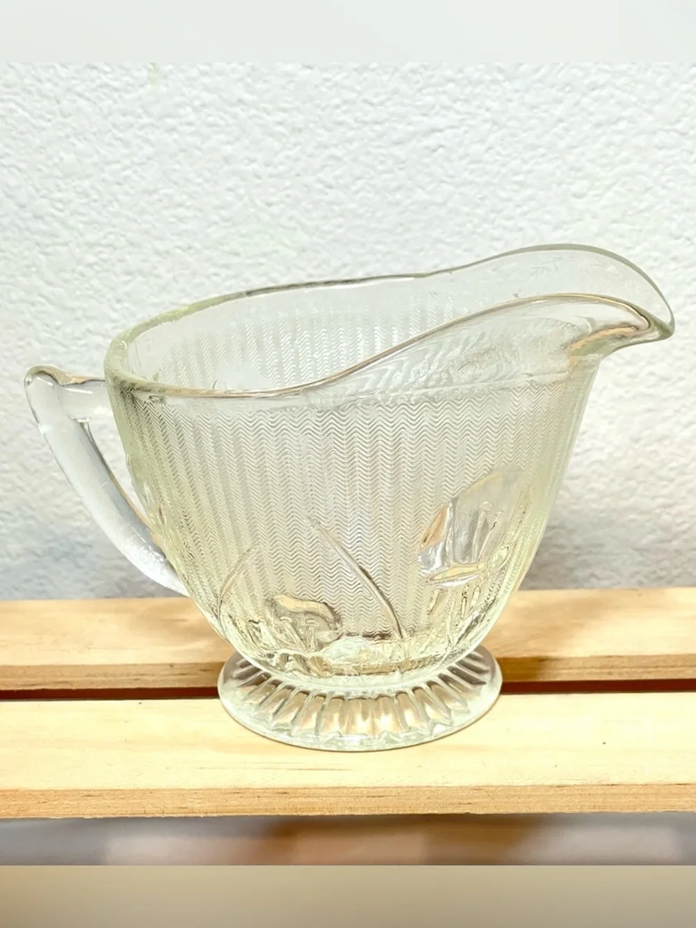Jeannette Glass beautiful clear