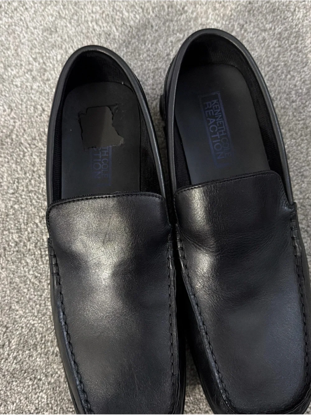 Kenneth Cole Reaction sleek black