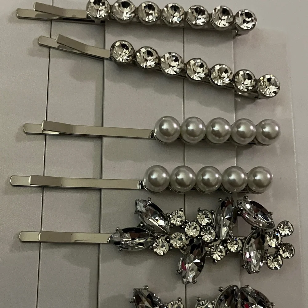 Elegant Crystal and Pearl Hair Pins