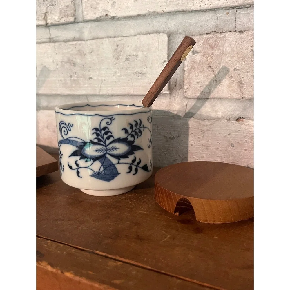 Blue Danube Blue Onion Ceramic Jars blue floral patterns, wooden lid/spoon/tray