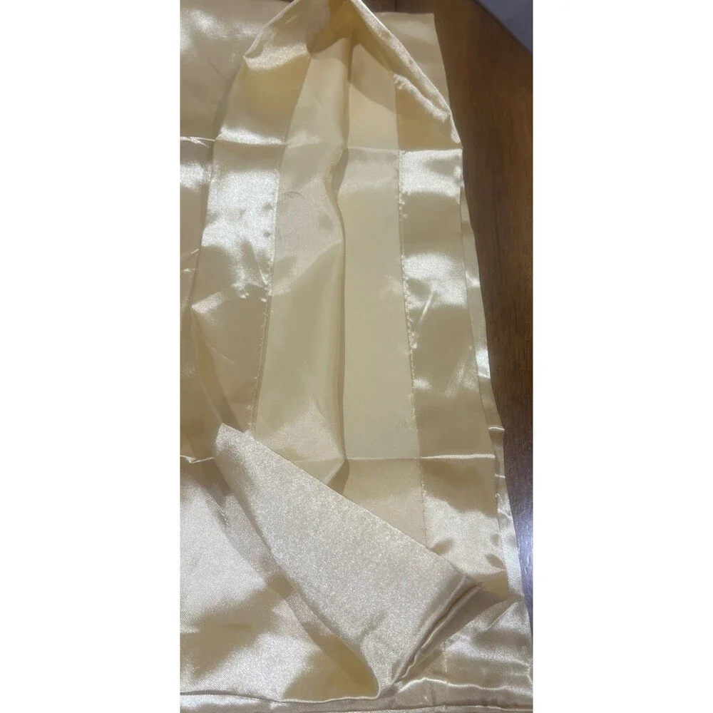 Unbranded this satin